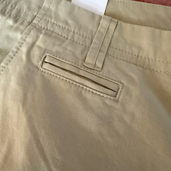 NWT Gap Classic Khaki Women’s Pants size 14 - Picture 9 of 9